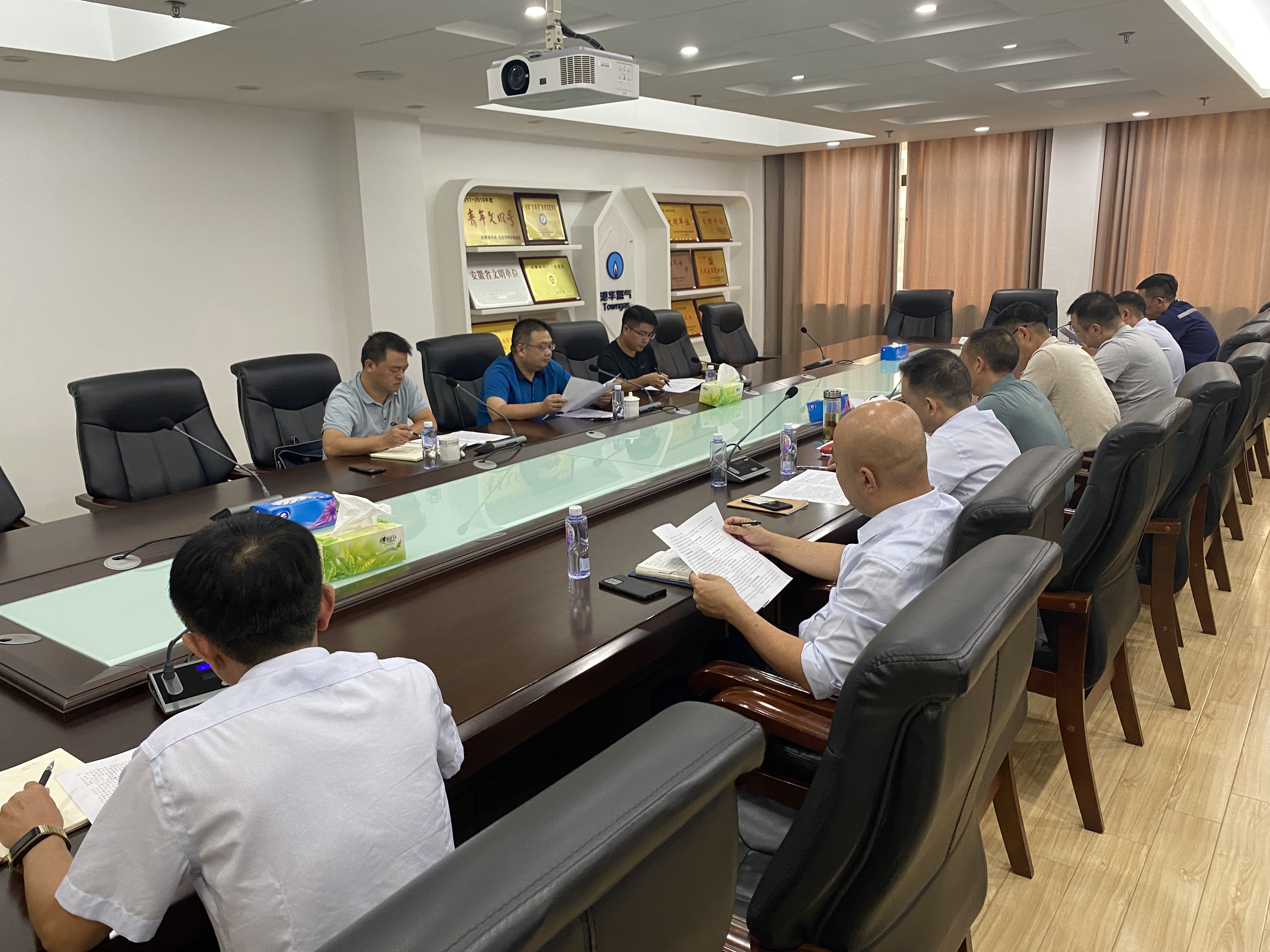 市城管局領導調(diào)研督導節(jié)前安全生產(chǎn)工作